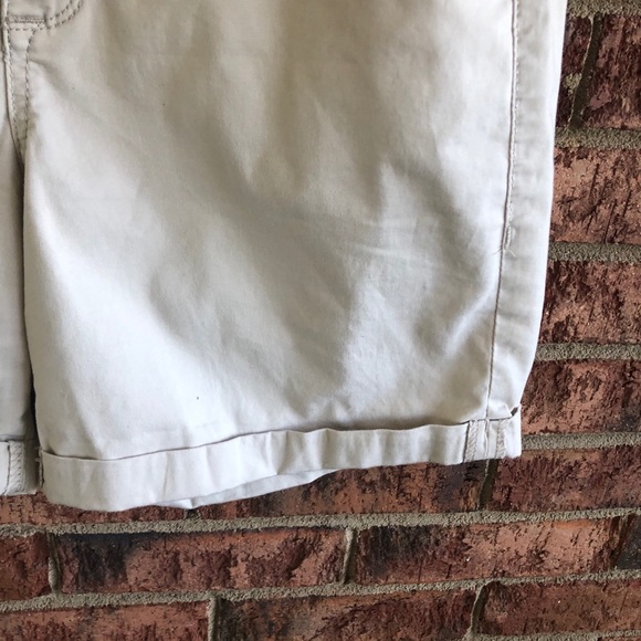 ✨5/$15 { VINTAGE AMERICA BLUES } Tan Kahki Mid Thigh Short - Picture 7 of 12